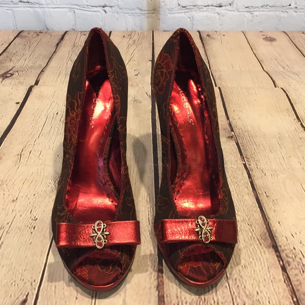 BCBGirls Red Brocade Pumps Open Toe Shoe Heels Size 8